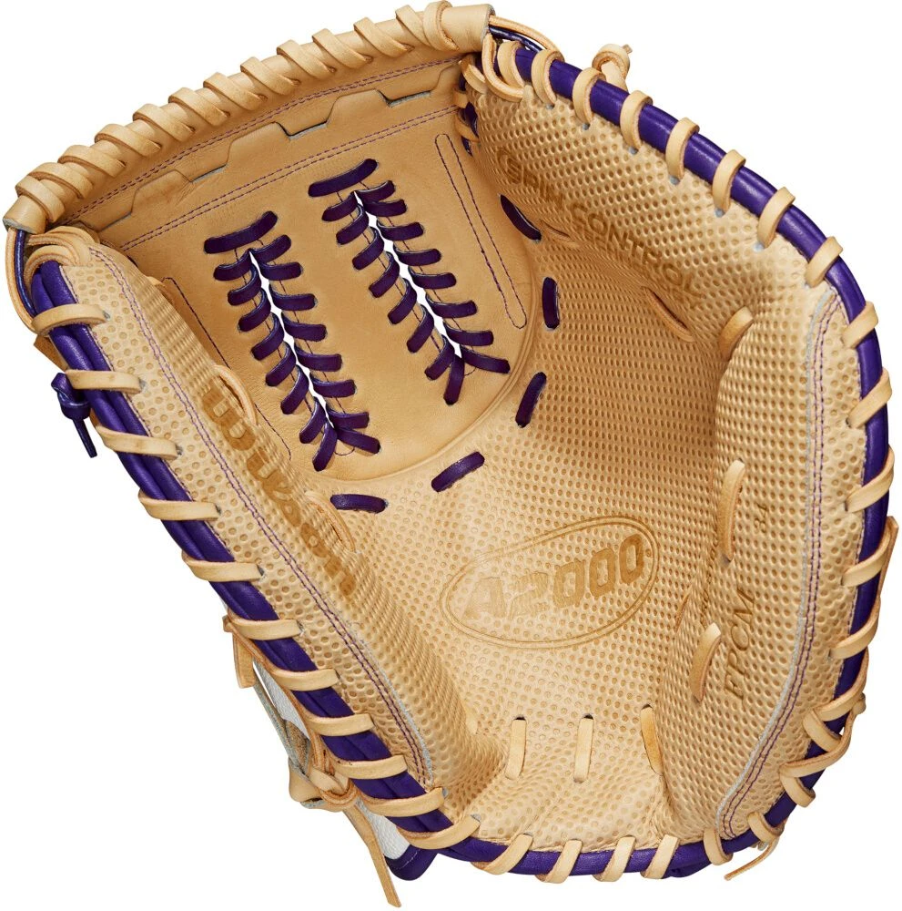 34 Inch Wilson A2000 Aubree Munro Game Model Fastpitch Softball Catcher Mitt WBW10101834 4 34 Inch Wilson A2000 Aubree Munro Game Model Fastpitch Softball Catcher Mitt WBW10101834 - Image 2