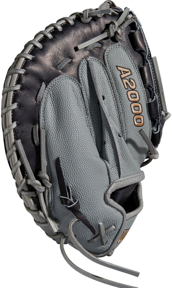 34 Inch Wilson A2000 SuperSkin Women's Fastpitch Softball Catcher Mitt WBW10021834 6 34 Inch Wilson A2000 SuperSkin Women's Fastpitch Softball Catcher Mitt WBW10021834 - Image 4